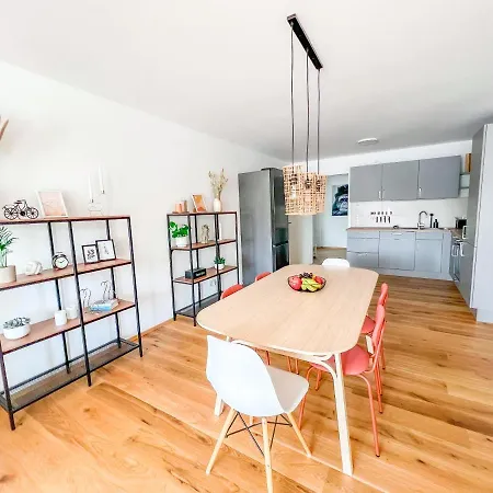 Sunset Club - L Balkon - Kueche - Parkplatz Apartment Memmingen